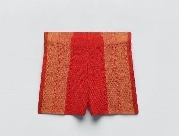 ZARA  crochet shorts red/ orange 2712/159