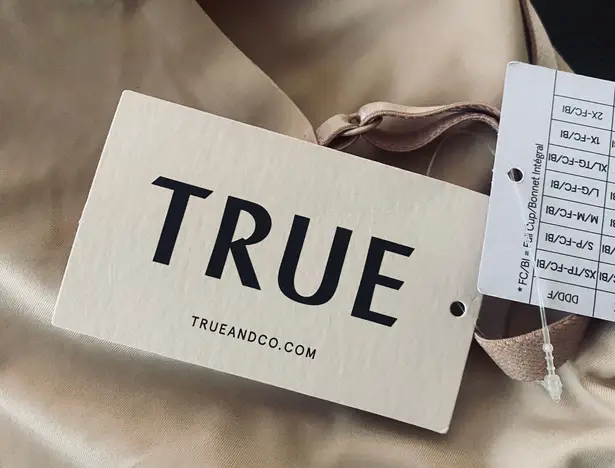 True & Co Women's True Body Lift Triangle Adjustable Strap Bra