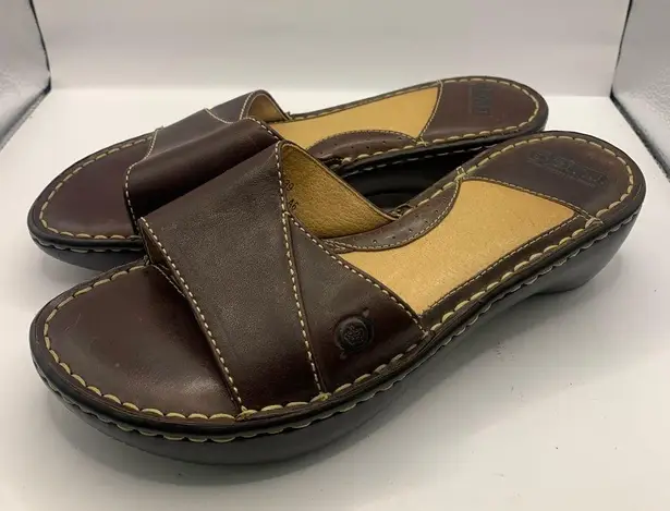 Born concept  BOC Women's Sandals Size 8M Strapped Brown Slip On EUC