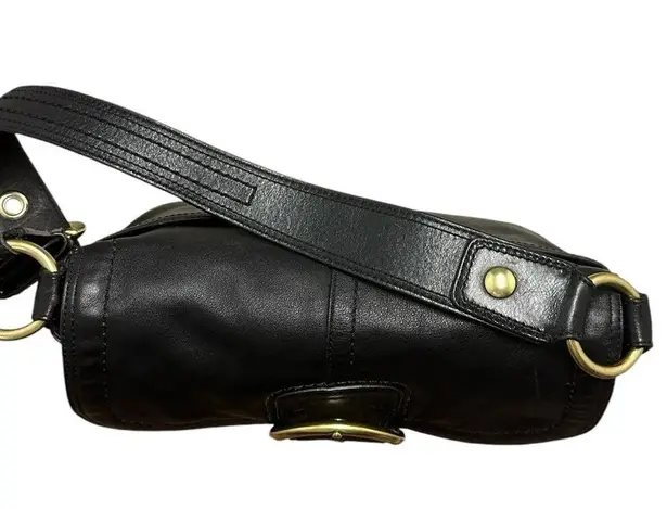 Coach #F11842 Vintage Soho Black Buckle Flap Shoulder Bag Coach #F11842 Vintage Soho Black Buckle Flap Shoulder Bag
