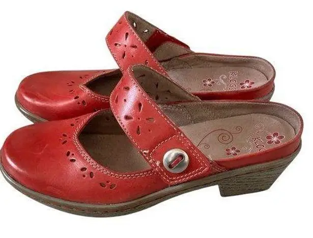 Klogs red Carolina criss