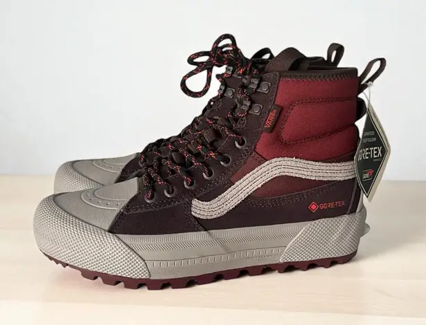 Vans  Sk8-Hi GORE-TEX MTE winter waterproof sneaker boots NEW 8 - Image 1