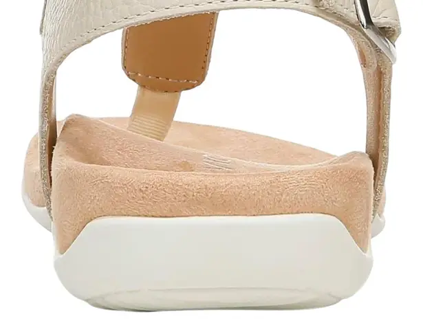 Vionic Terra Cream Sandals, Size US 11 / Eur 42, New in Box MSRP $125