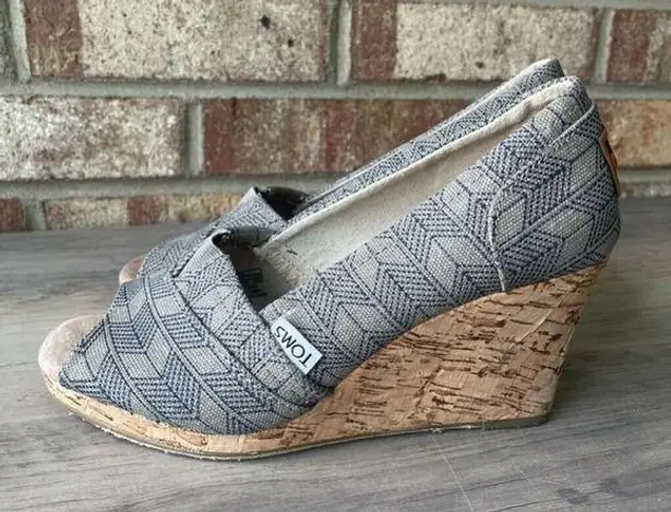 Toms  Shoes Womens 6.5 Classic Pump Wedge Heels Shoes Gray Slip On Cork Peep Toe