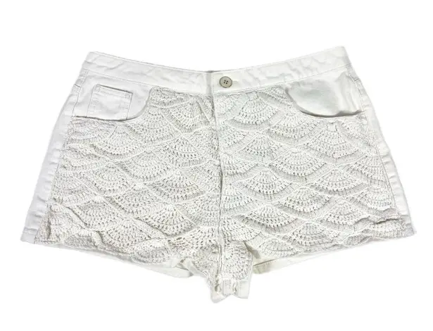Farm Rio Crochet Detail Cotton Denim Shorts White Size 33 NWT