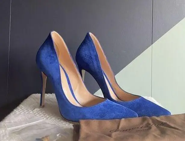 Gianvito Rossi NWOB Blue Suede 100mm Pumps Sz 37