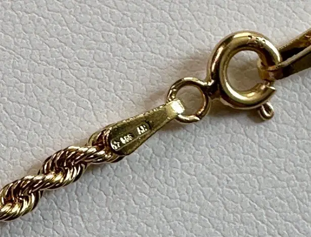 🇮🇹 From Florentine jewelry in Ponte
Vecchio, 18k Yellow Gold Rope