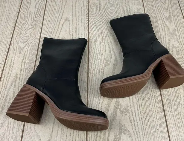 Sun + Stone Aleenn Stacked Round Toe Mid