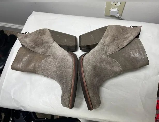 Kork-Ease Castaneda “Castle Suede” Brown Gray Leather Bootie Sz 8