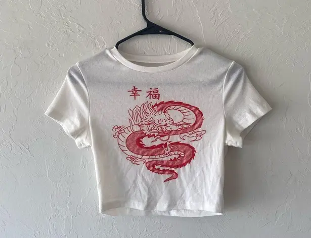 SheIn  Baby tee t-shirt white shirt top with red dragon Asian lettering