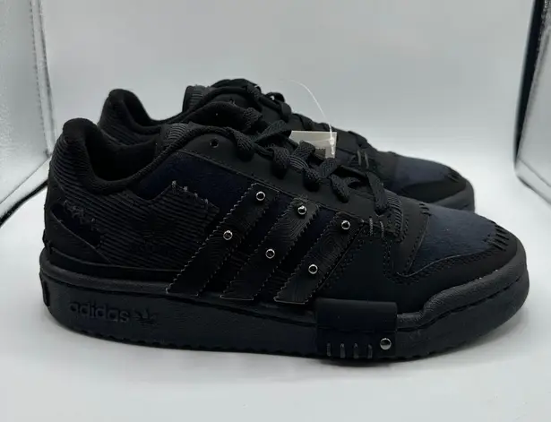 Adidas Originals Forum Skate Shoes “Goth Black”