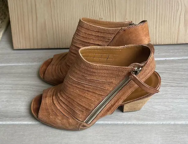 Paul Green Tan Brown Leather Cayanne peep toe bootie