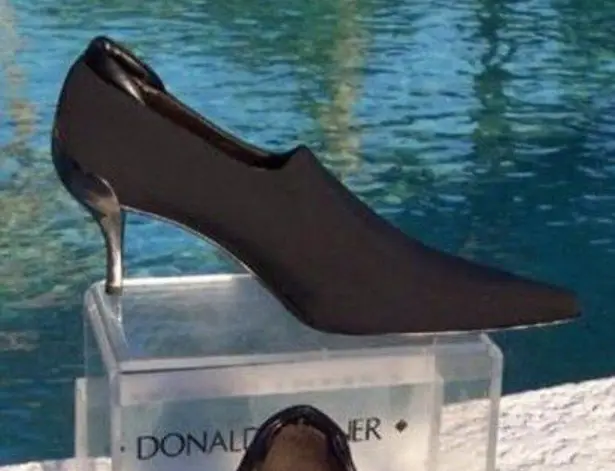 Donald Pliner Leather Shoe Pump Bootie Crepe Elastic Stretch $340 NWT Metal Heel Black Size 6