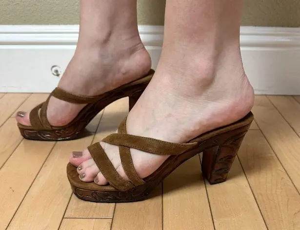 Stunning! Ananias Handmade Carved Wood & Suede Strappy Heels Size 7.5/8 Sandals Brown