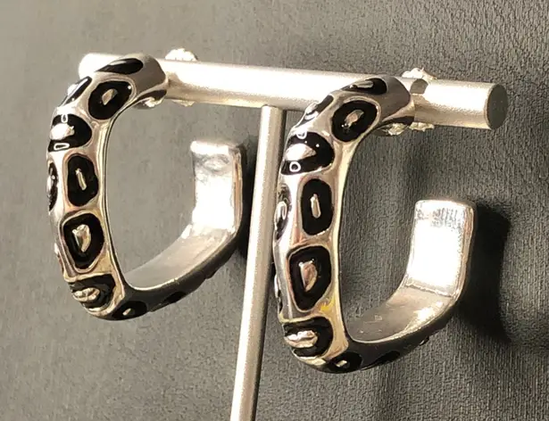 SIMON SEBBAG Sterling Silver Leopard Print Square Hoop Earrings NWOT