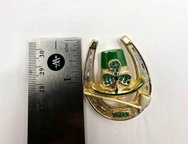 B.j. Vintage horseshoe St. Patrick’s day gold and green enamel brooch