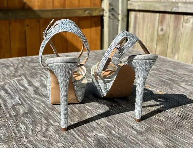 Jessica Simpson  Oluina Silver/Clear pumps rhinestone size 7