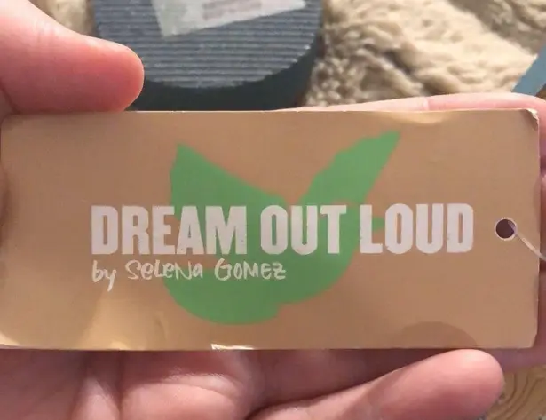 Selena Gomez 🔹4 for $30 NWT Dream Out Loud Flip Flops, size 6