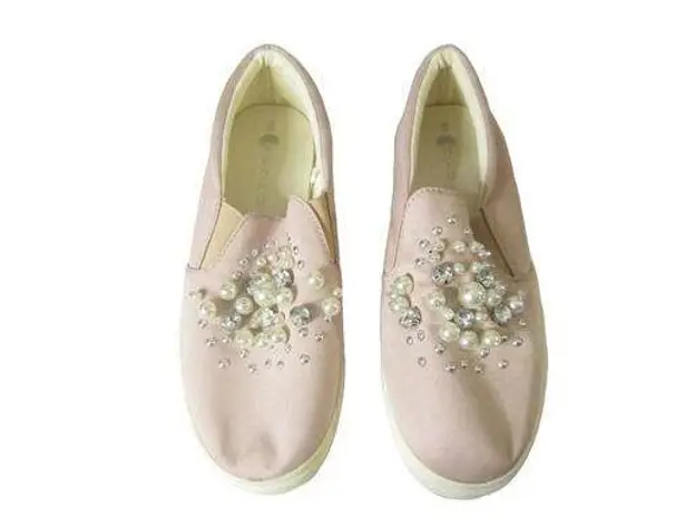 Big Buddha Women’s Size 8 Pink Slip-On Sneakers with Rhinestones & Faux Pearls