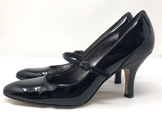 Joan & David black patent/leather Mary Jane shoes, size 8.5