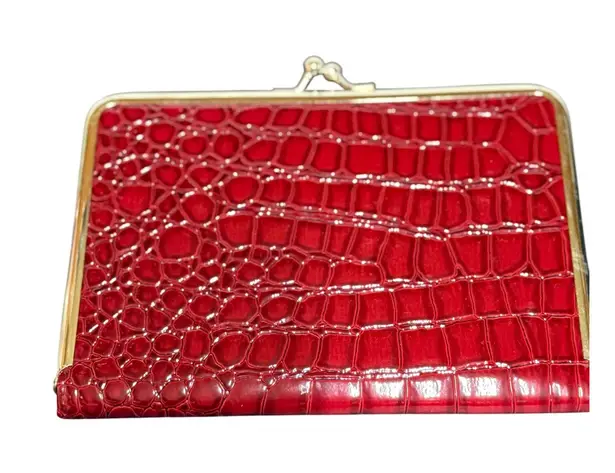 Vintage Red Faux Crocodile Clasp Wallet Card Holder Retro Kiss Lock Purse