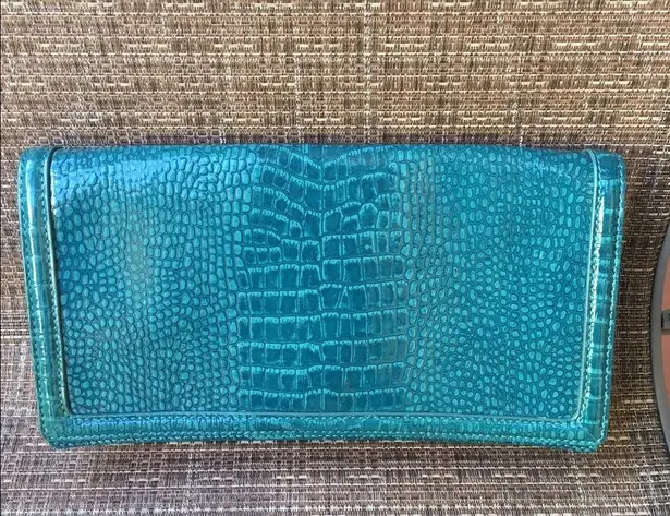 Banana Republic  teel patent clutch