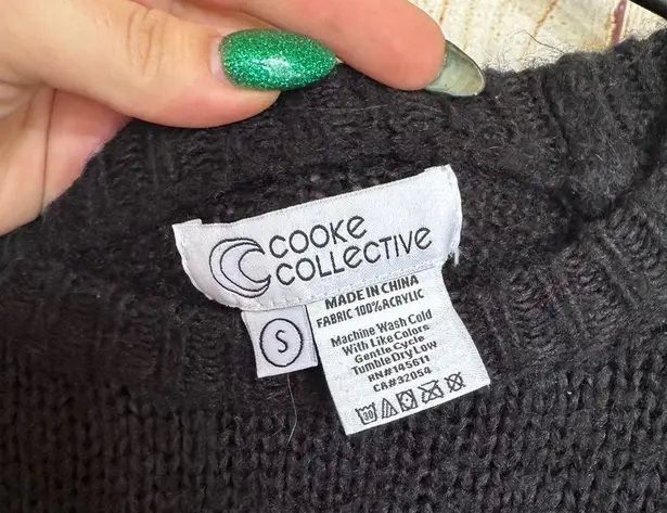 Cooke Collective Chunky Oversized Black & White Small Sweater