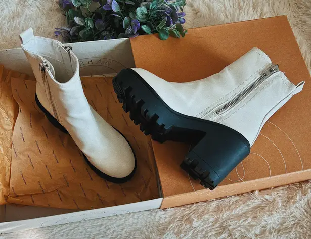 Urban Outfitters Zip-Up Platform Boots