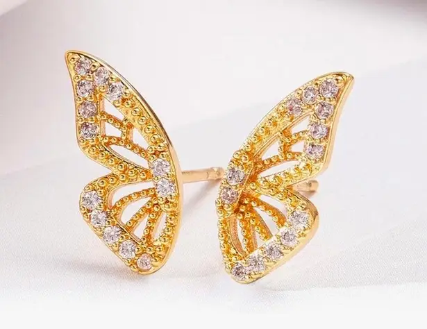 Boutique NEW Gold Plated S925 Half Butterfly Mismatch Diamond Simulate Stud Earrings 0.5”