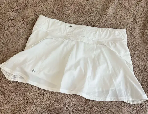 Lululemon  Play Off The Pleats Skirt White 13”