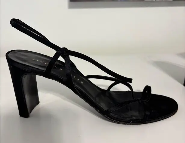 Richard Tyler Vintage Made in Italy WELL WORN formal Satin Sandals Black Size 8