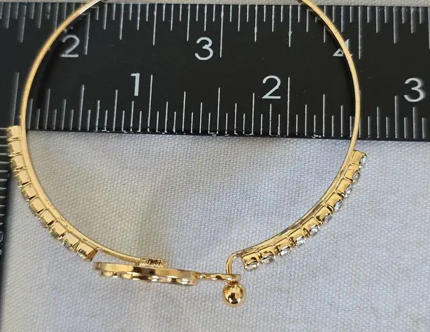 Gold Bangle Bracelet Quartefoil Flower Clover with Cubic Zirconia