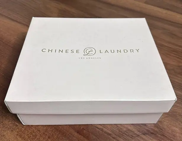 leather retro glam chic y2k open toe Satin Ruffle Heels Size 7