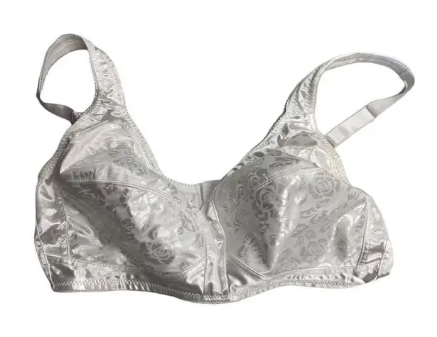 DOLCE VITA Women’s White Bra Size 44DD No Wires White