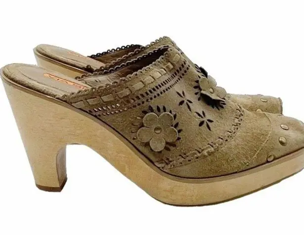 via spiga  Light Brown Suede Laser Cut Floral Suede Studded Mule Women’s Size 6.5