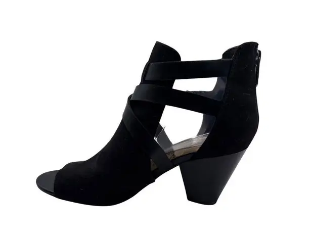 Libby Edelman Size 8 Karla Double Strap Business Casual Peep Toe Sandals