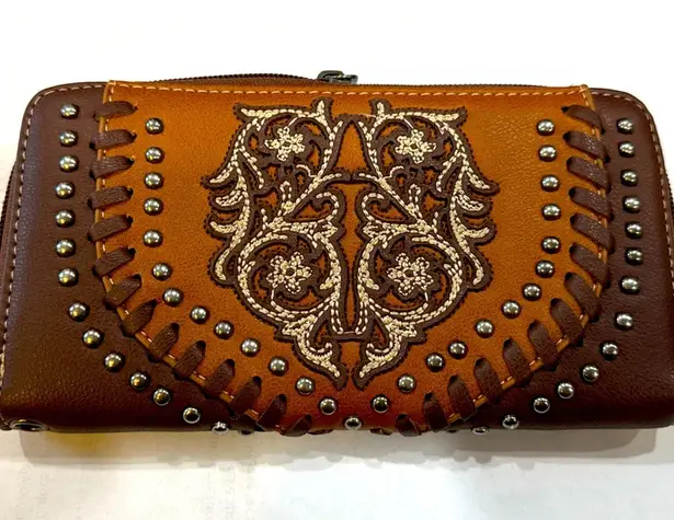 Montana West American Bling by Brown Leather & Studs zip wallet NWOT