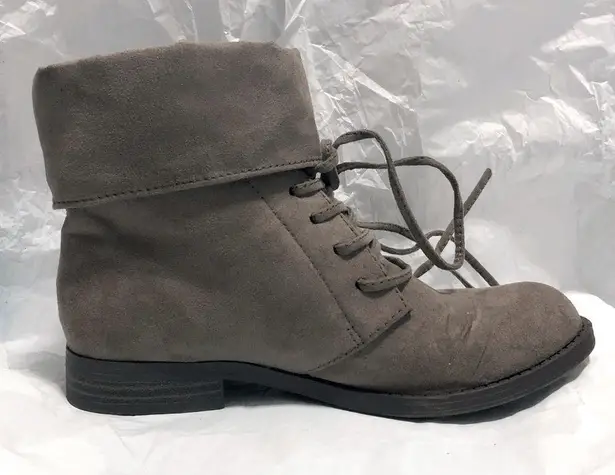 American Eagle AEO Lace Up High Top Boots