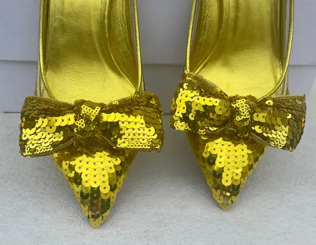 Valentino Garavani Runway Sequin Dollybow Pump, Gold, EUR 37 US 7 Brand New