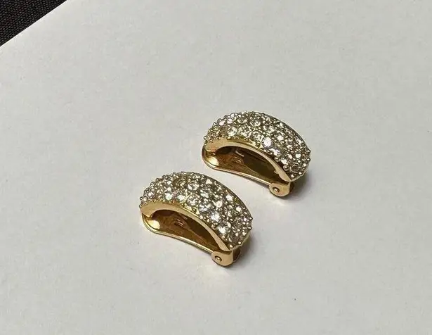 Roman Signed Rhinestone Gold Tone Clip On Earrings
