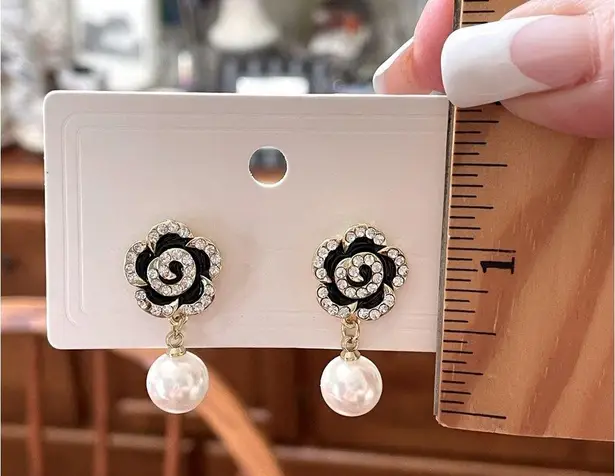 Earrings Floral Gold & Black With Crystals and Faux Pearl Dangle New
