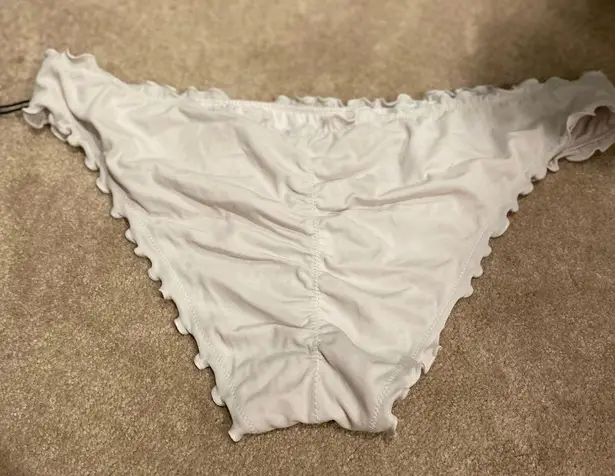 Shade & Shore White scrunched bikini bottoms  NWOT