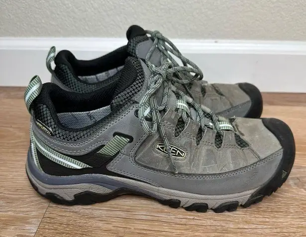 Keen Targhee III Women’s Waterproof Hiking Shoes