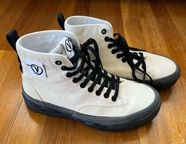 Vans White platform high top  size 7.5