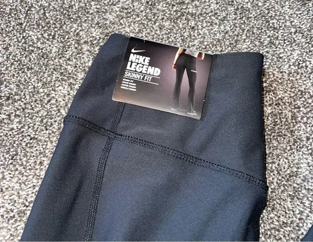 Nike NWT  Legend Skinny Fit Power Training Pants Size x-Small