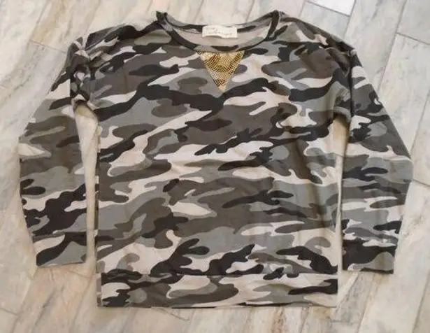 Vintage Havana NEW  women's medium black/gray camo sweatshirt