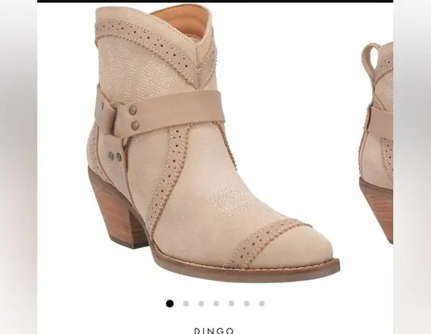 Dingo GUMMY BEAR LEATHER SAND SUEDE BOOTIE STYLE size 9W brand new natural beige