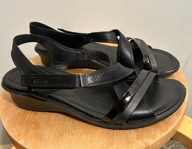 Encore jeans New women's leather summer sandals.Ecco brand.Size9(42).$50.