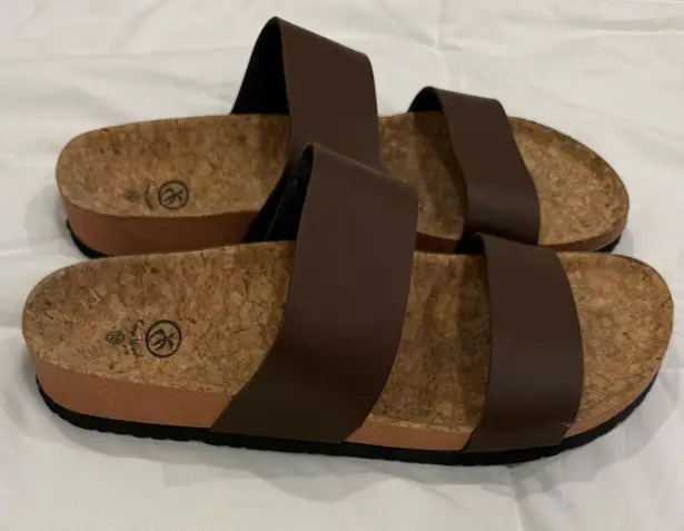 Kona Wind Brown Cork Sandals Women’s Size 10