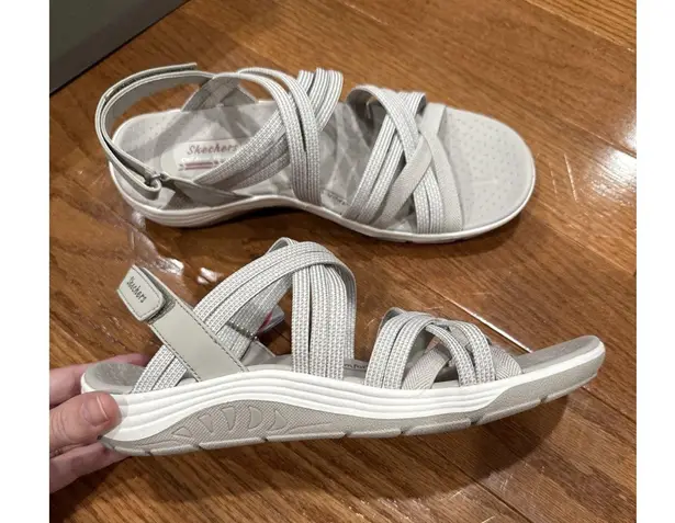 Sketchers USA Reggae Cup Smitten By You Strappy Sandal 9.5